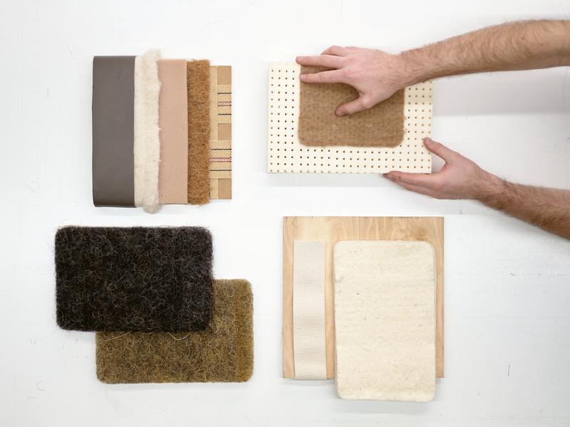 Material samples made of natural fibres, cork and wood
